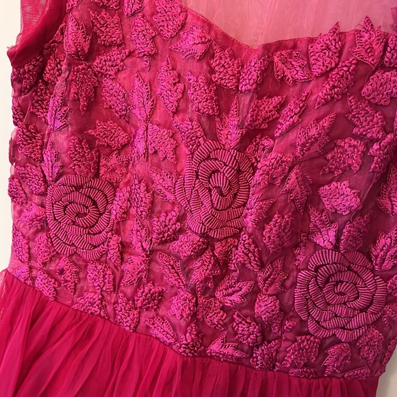 Fuchsia Maxi Embroidered Dress - Picture 2 of 10
